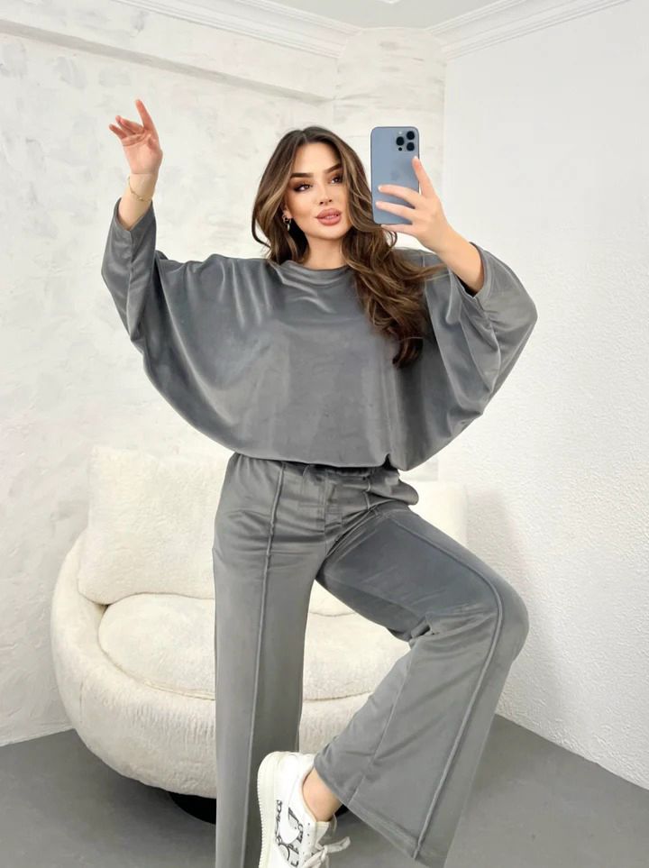 Trening Butterfly din Catifea PROMO - STOC LIMITAT