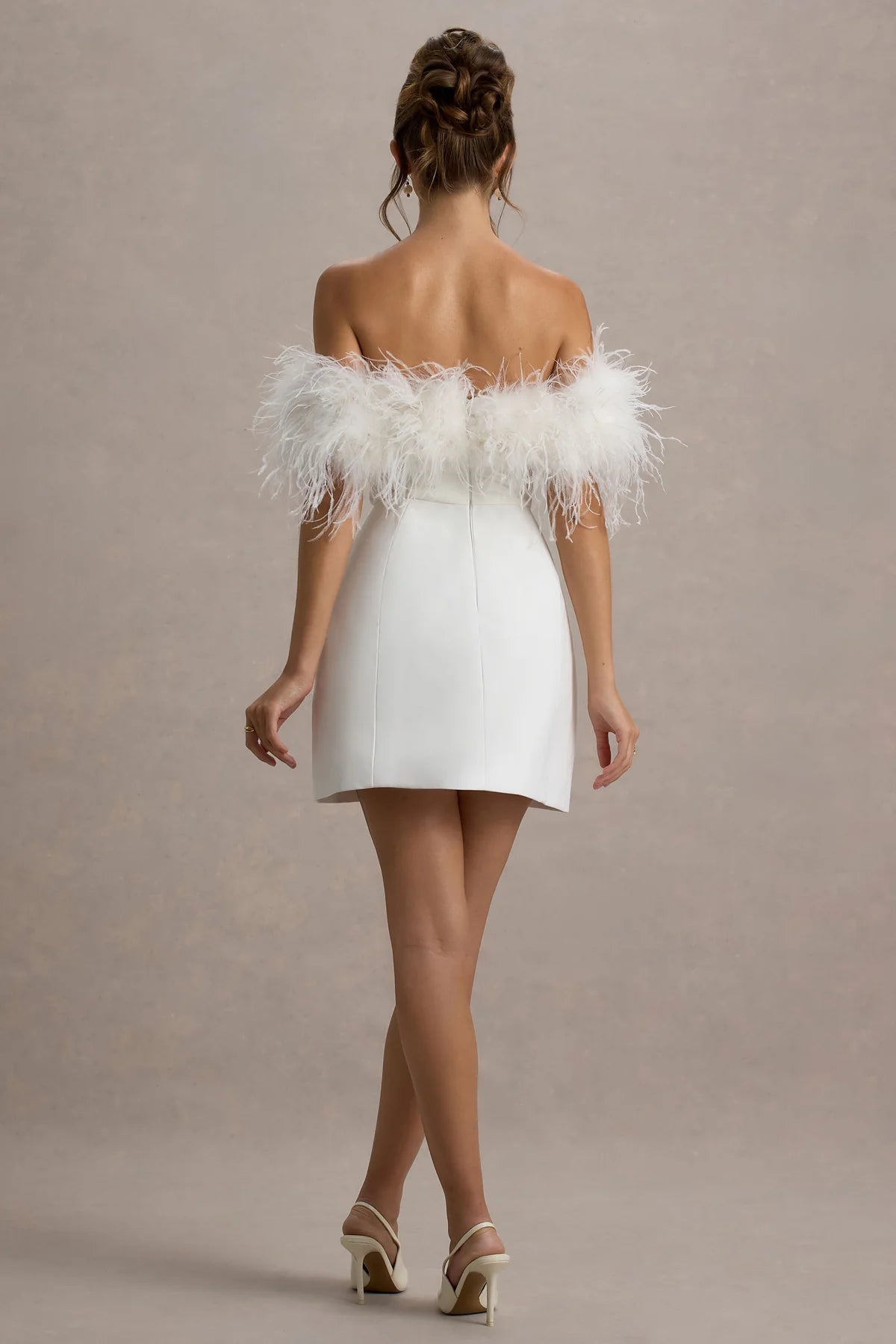 Rochia Hera White, Feathered Silhouett