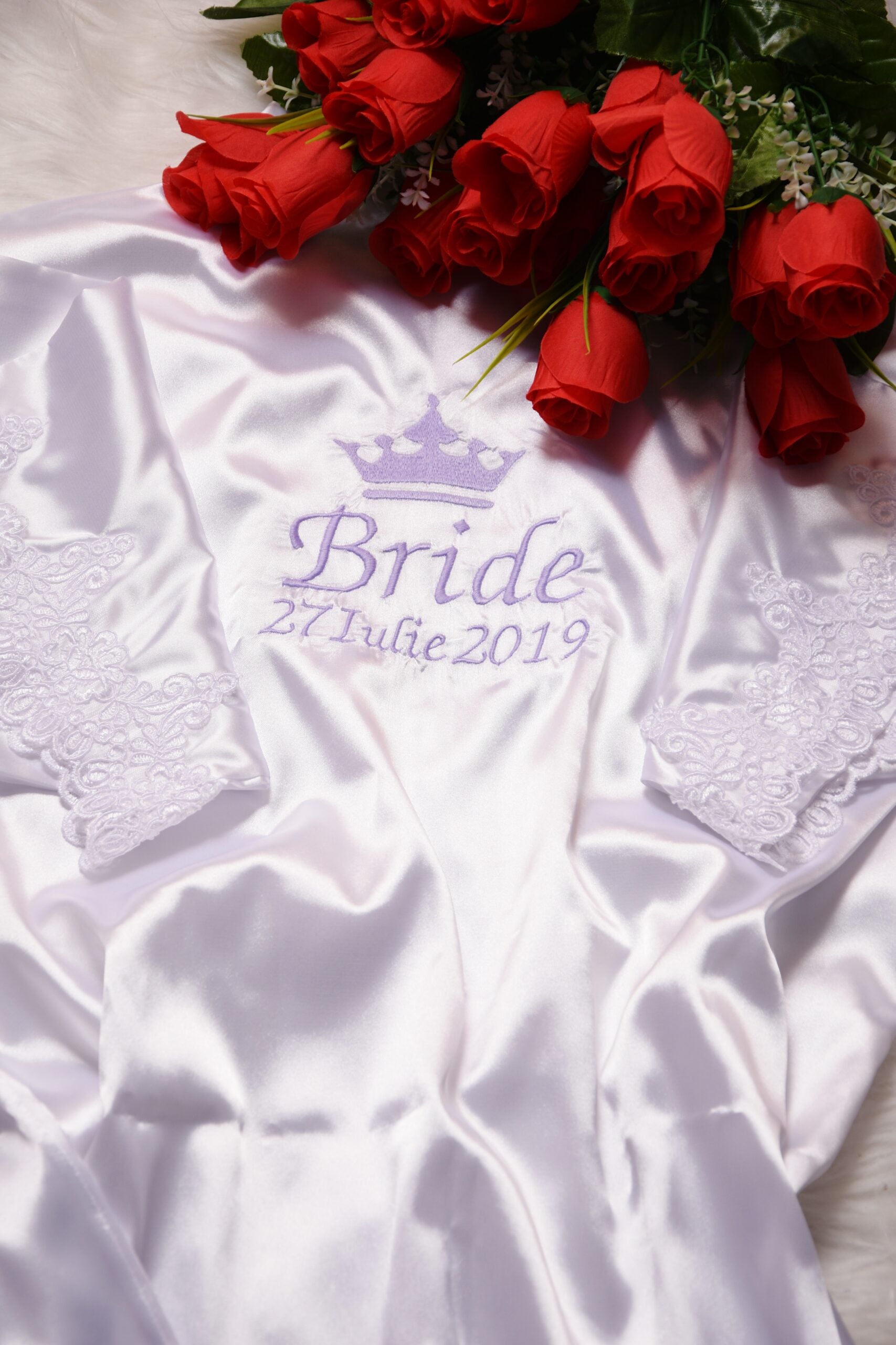 Bride Kimono, High-Quality Elegant Satin, Pure White Lace