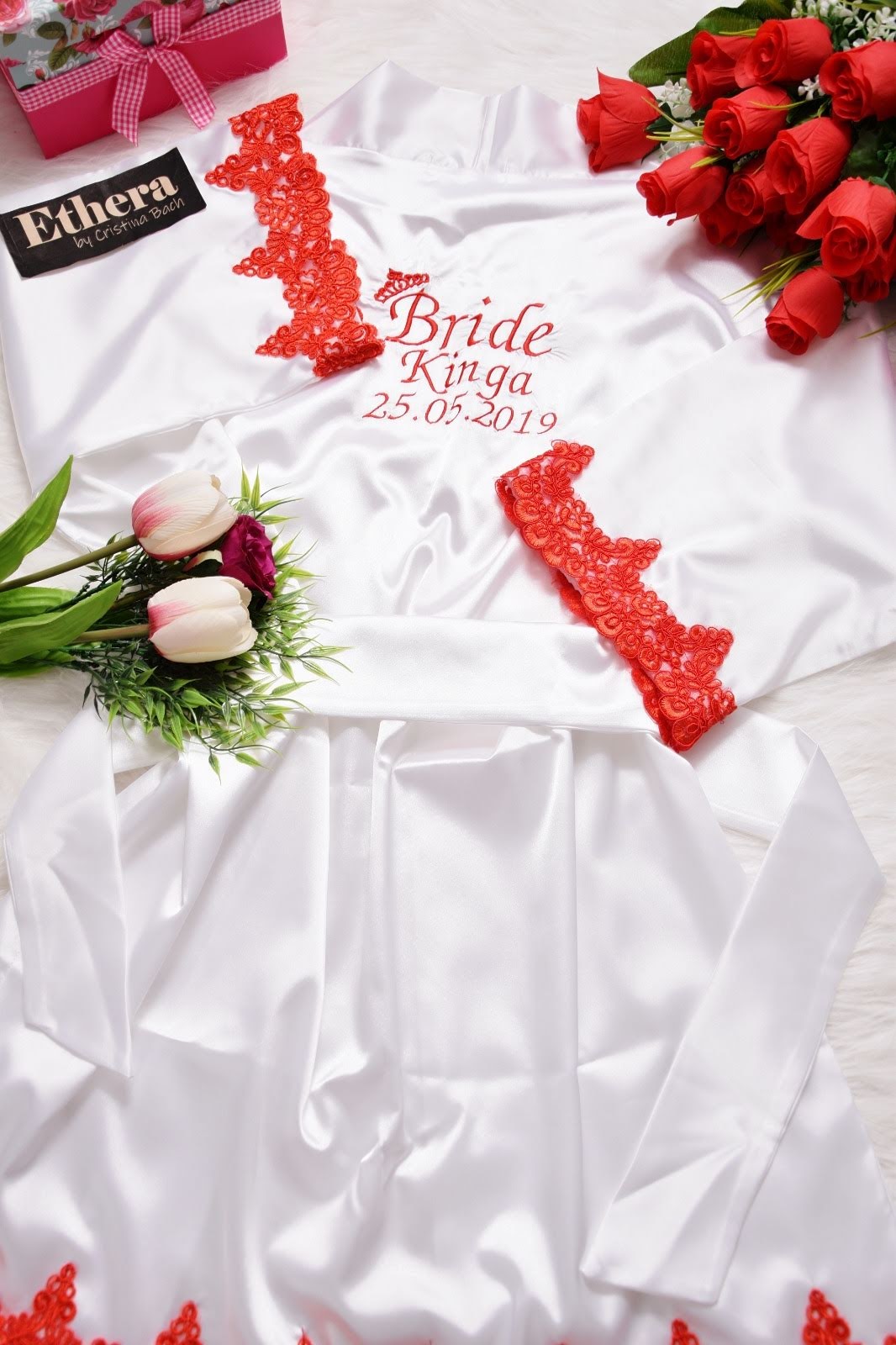 Bride Kimono, High-Quality Elegant Satin, Passional Red Lace