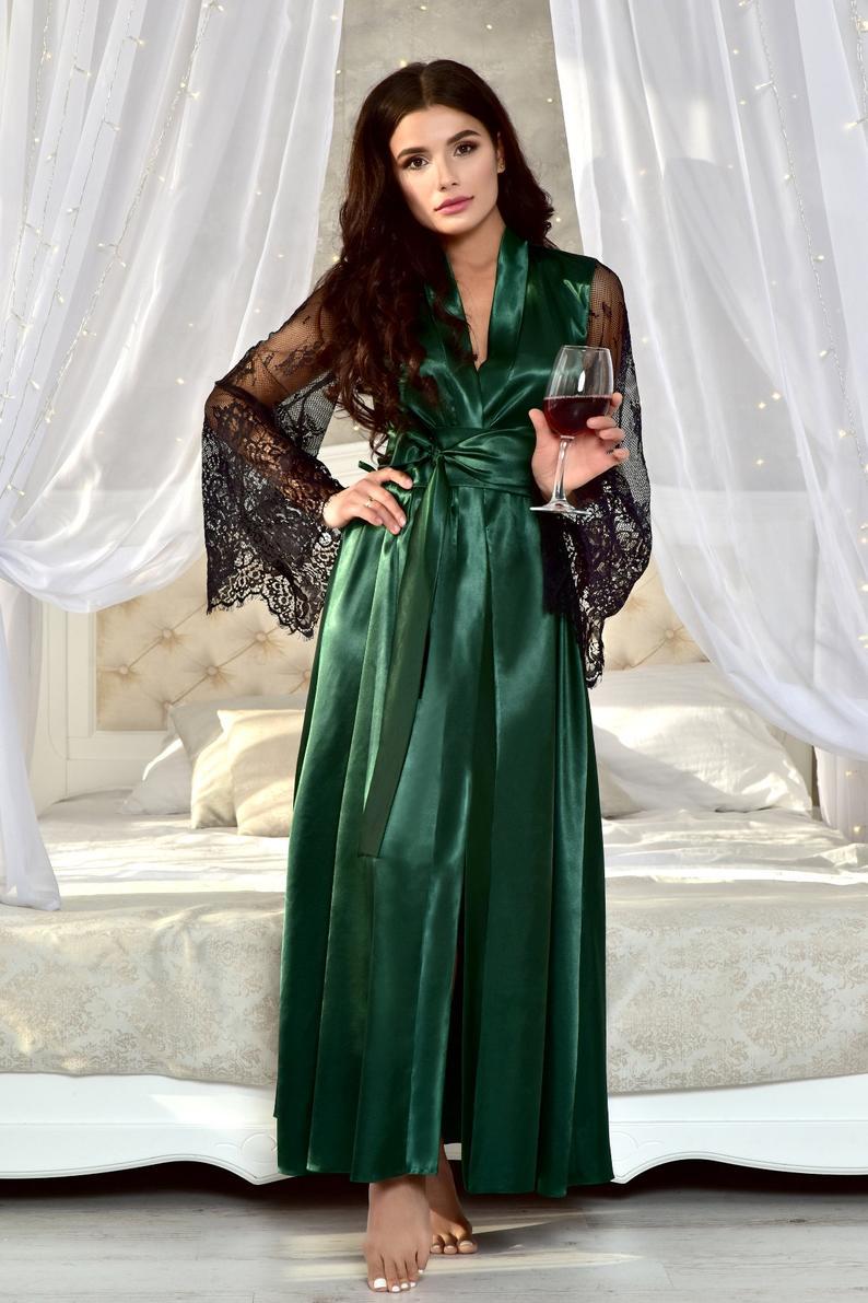 Halat Magnetiq, Luxury Long Silky Satin, Emerald Mosk